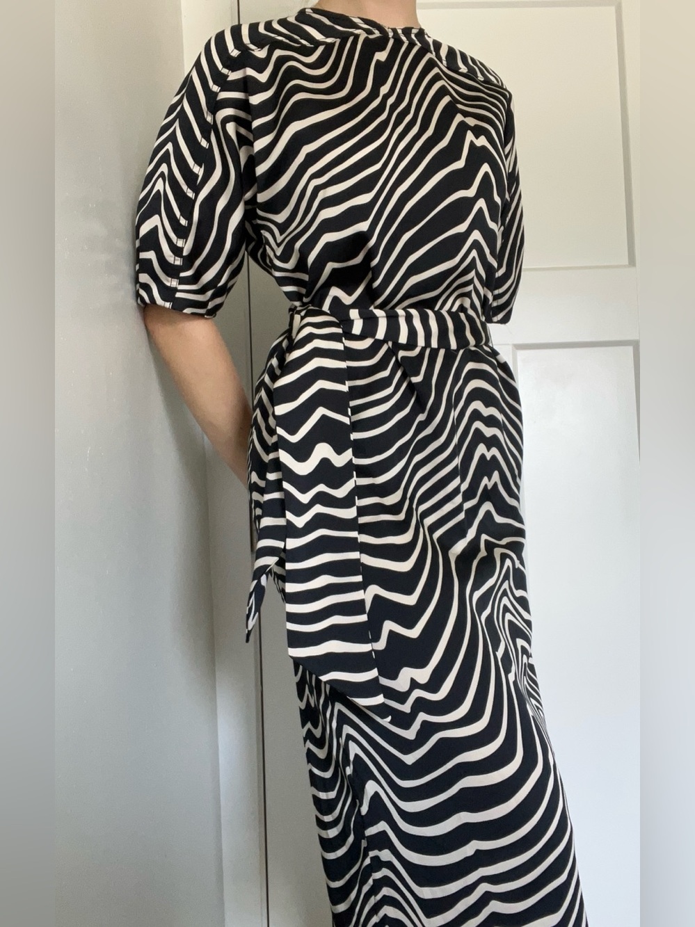 NWT XS Mango Suit Vestido Leonor Striped Zebra B&W 3/4 Sleeve High Neck Dress